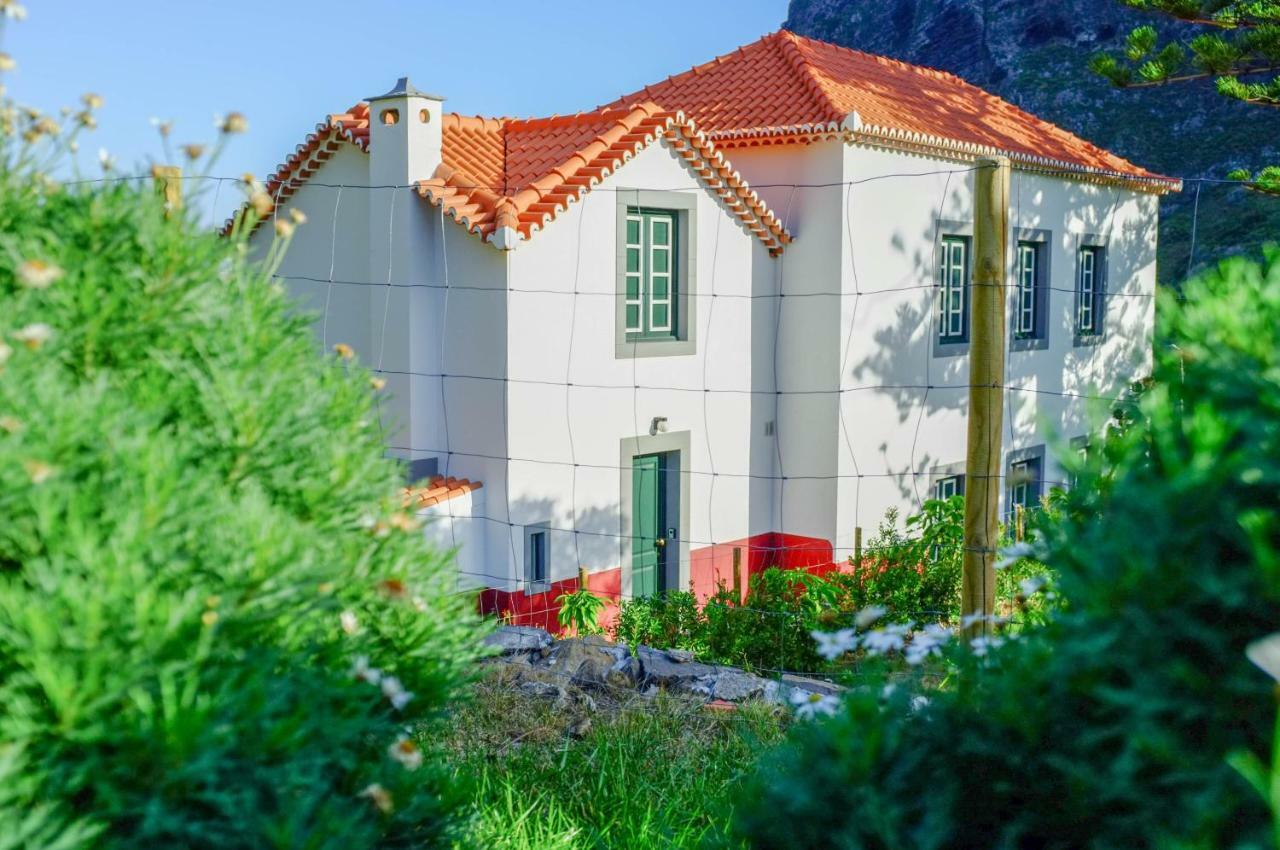 Casa Oliveira Esmeraldo - Guest Houses Sao Vicente  Exterior photo